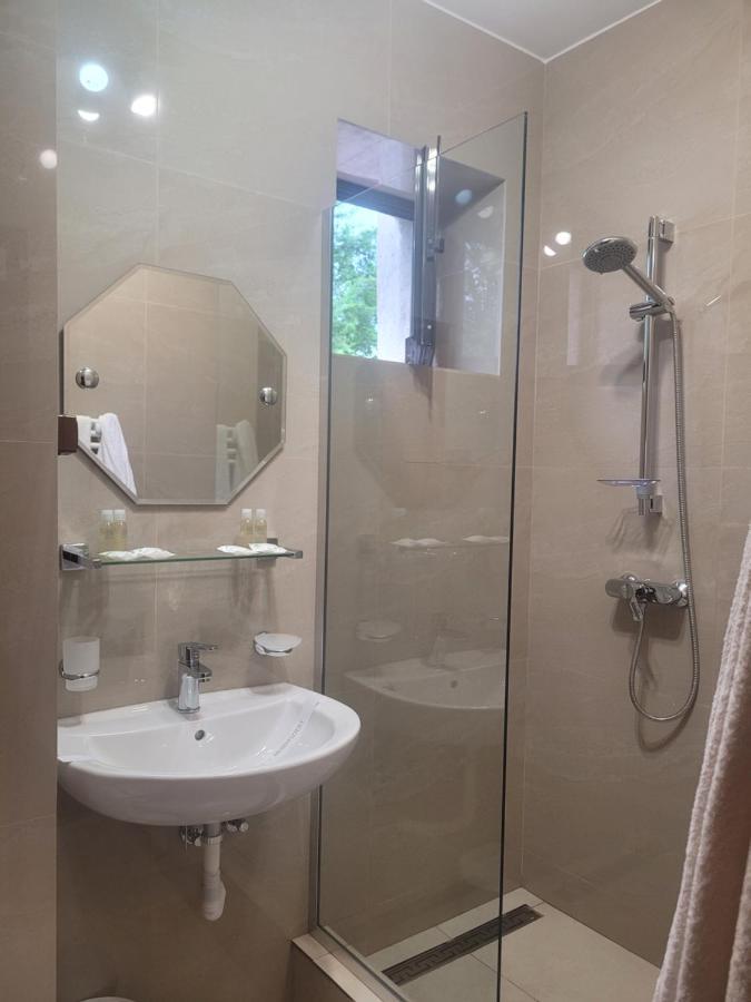 Kreta 3*
